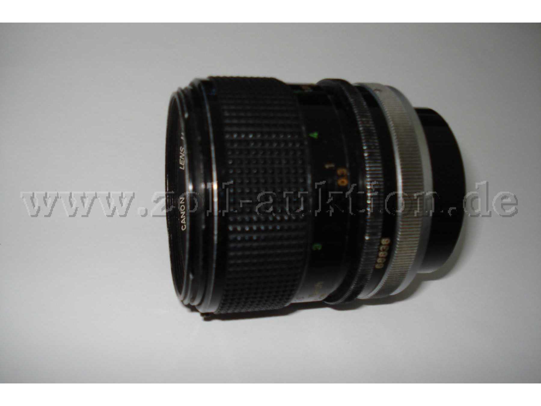 Das Canon MACRO LENS FD 50mm 1:3.5 S.S.C. Objektiv.