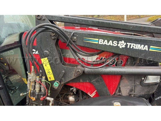 Traktor seitlich nahe