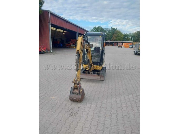 CAT MiniBagger Front