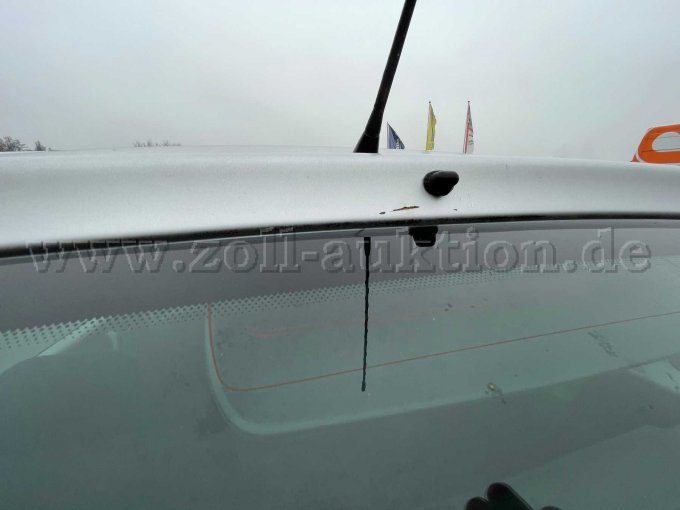 Detailaufnahme Heckklappe Kratzer