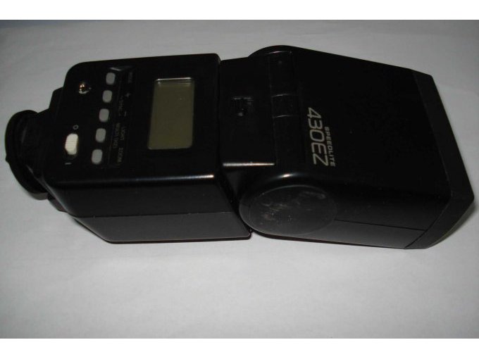 Canon 430EZ SPEEDLITE.