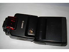 Canon SPEEDLITE 430EZ.