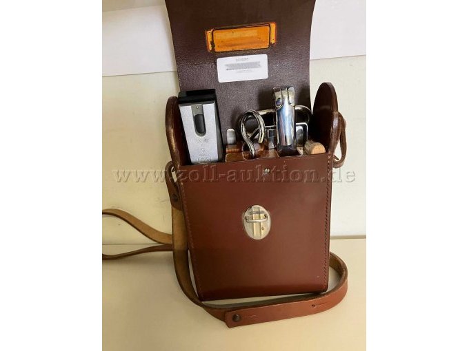 Ansicht Tasche mit Refraktometer und Zubehör