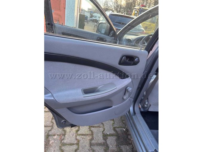 Türverkleidung hinten links