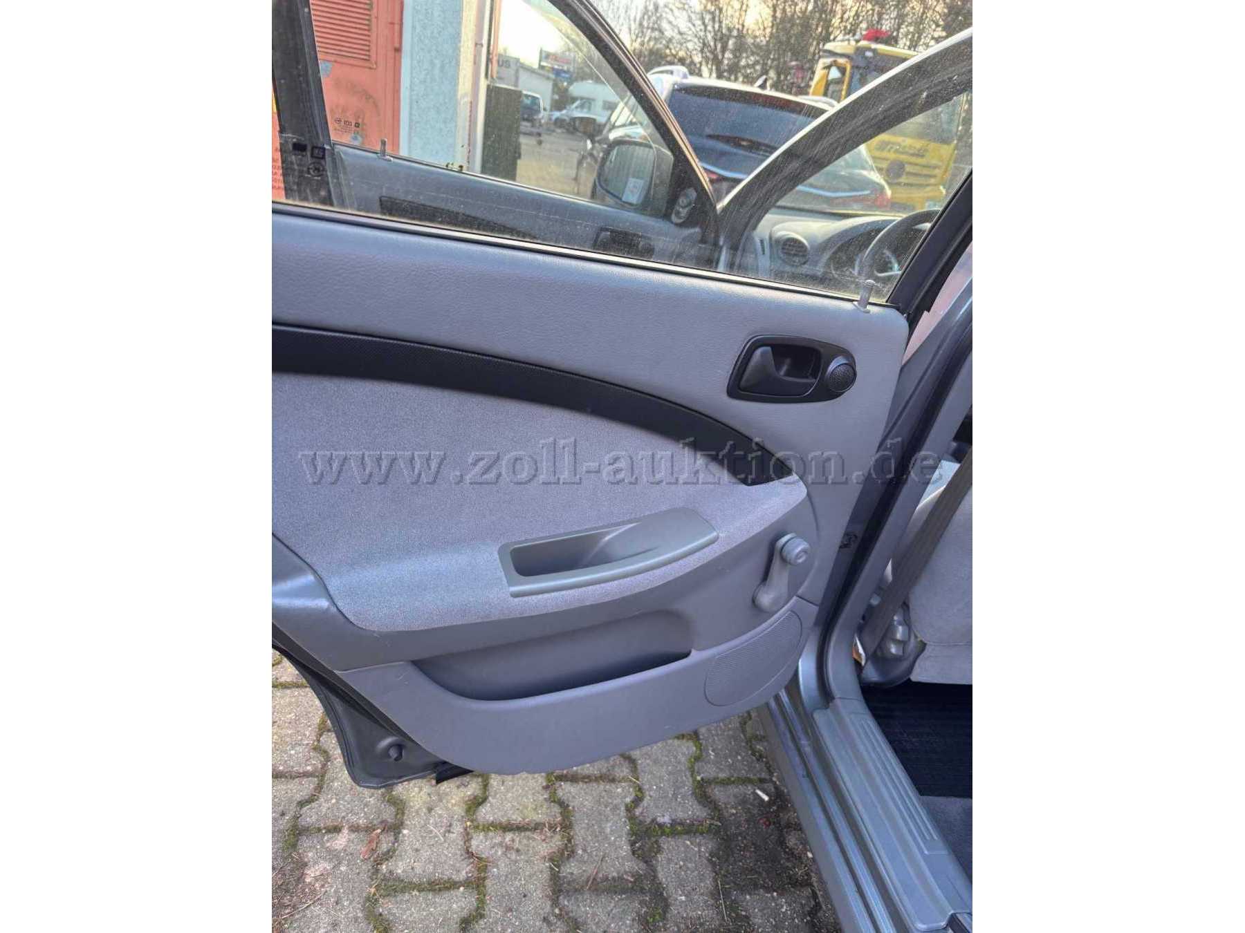 Türverkleidung hinten links