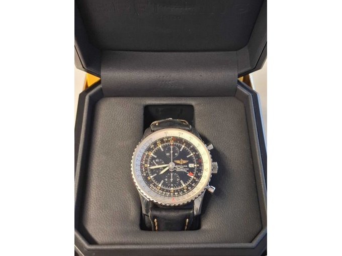 1 Chronograph "Breitling" Modell Navitimer World – foto 2 – kavel bij Zoll-Auktion, München