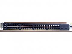 Beispiel-Foto Vorderseite Cisco Switch WS-C2960XR-48FPD-I