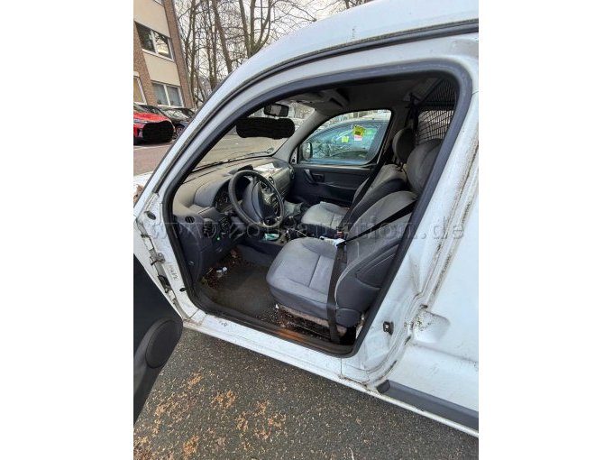 Innenraum Vordersitze I