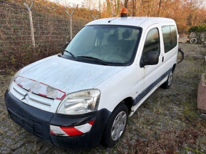 Frontansicht Fahreseite