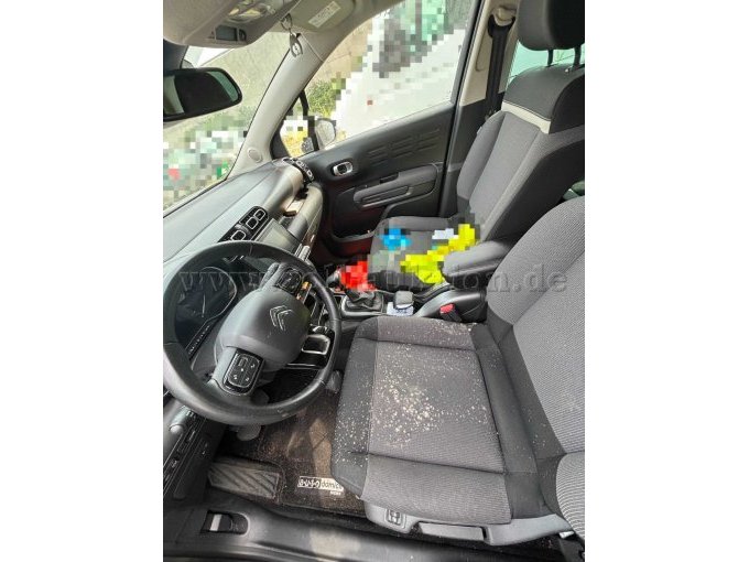 Fahrgast Innenraum