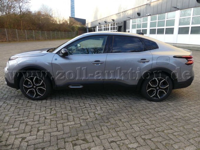 Gesamtansicht Seite links