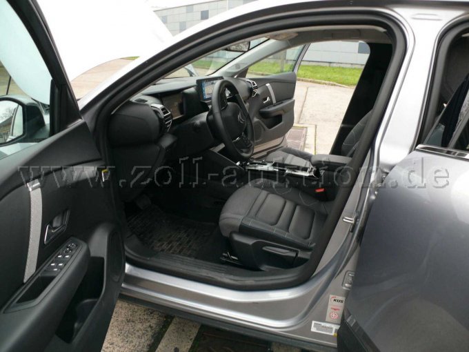 Innenansicht Vordertür links