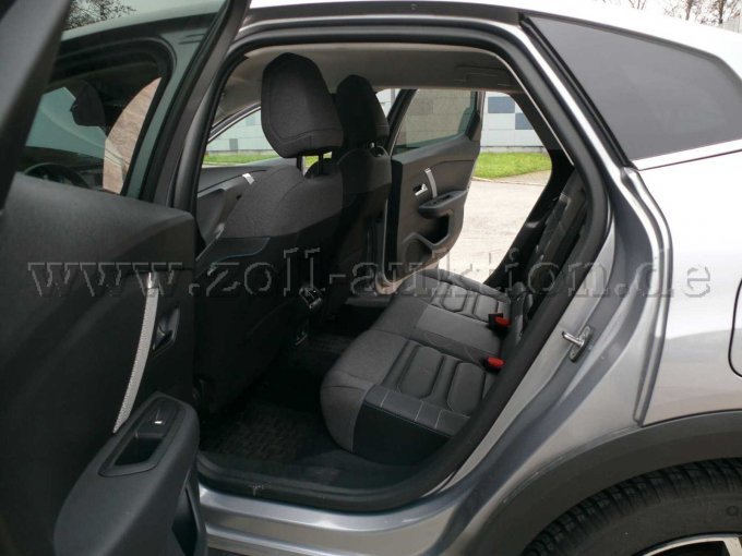 Innenansicht Hintertür links