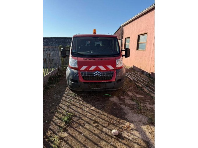 Front Ansicht