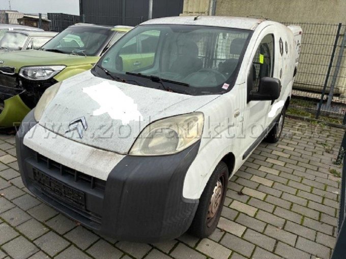 Front-/ Seitenansicht