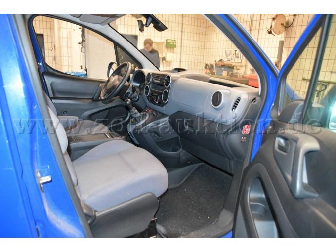 Innenraum Beifahrerseite