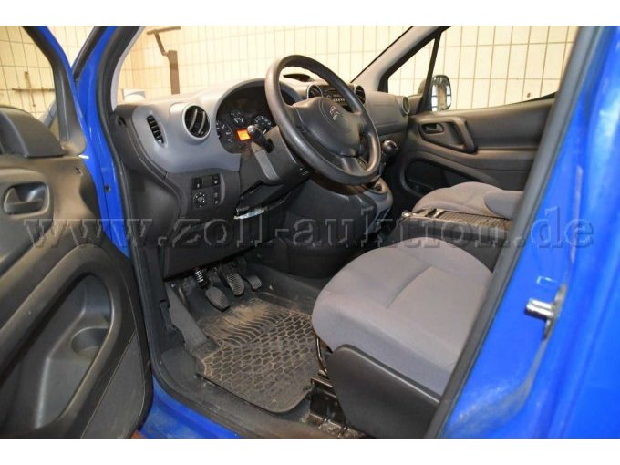 Innenraum Fahrerseite