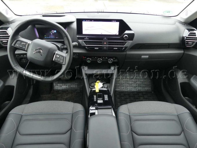 Gesamtansicht Armaturenträger