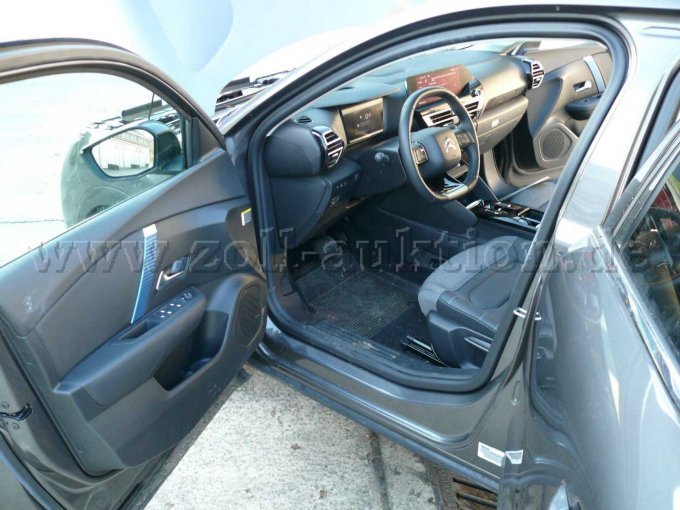 Innenansicht Vordertür links