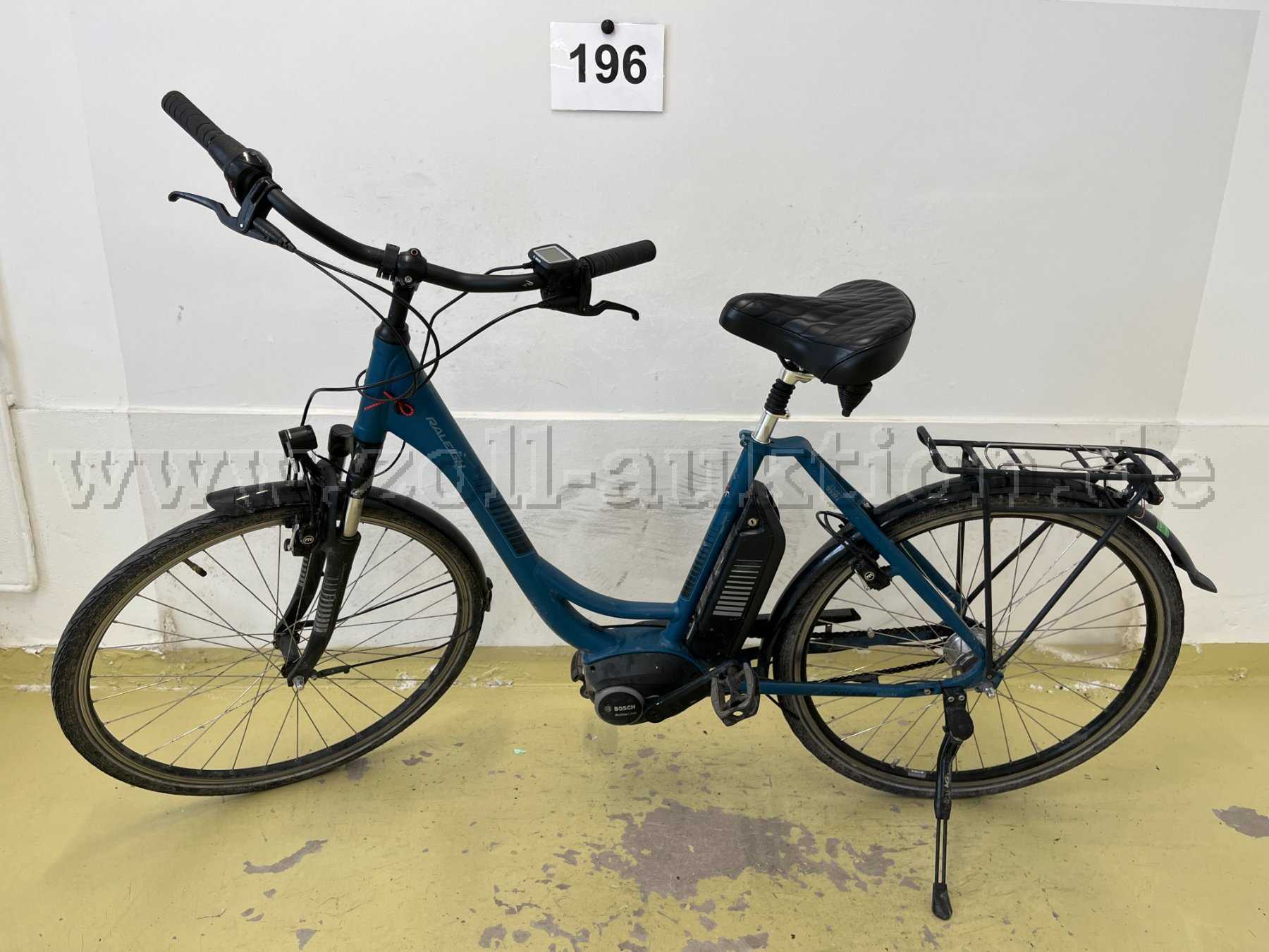 1 City E-Bike by Raleigh "Jersey 7", 28 inches, frame size 53 cm