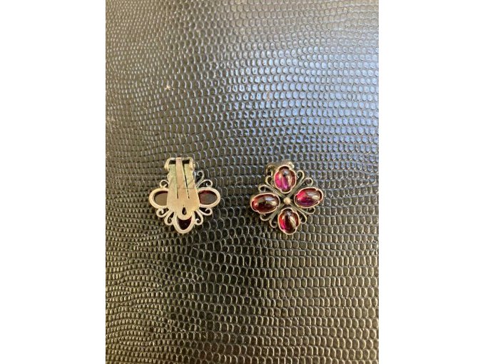 Ohrenschmuck Ansicht Vorderseite und Rückseite