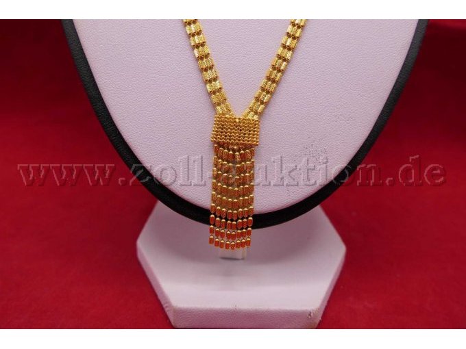 Detailaufnahme unterer Teil der Kette