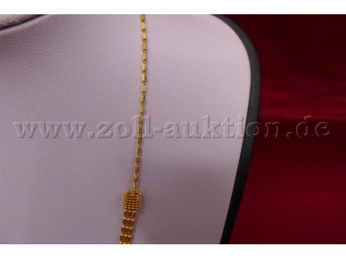 Detailaufnahme oberer Teil der Kette