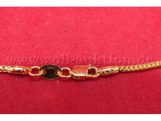 Detailaufnahme 916er Punzierung mit Verschluss