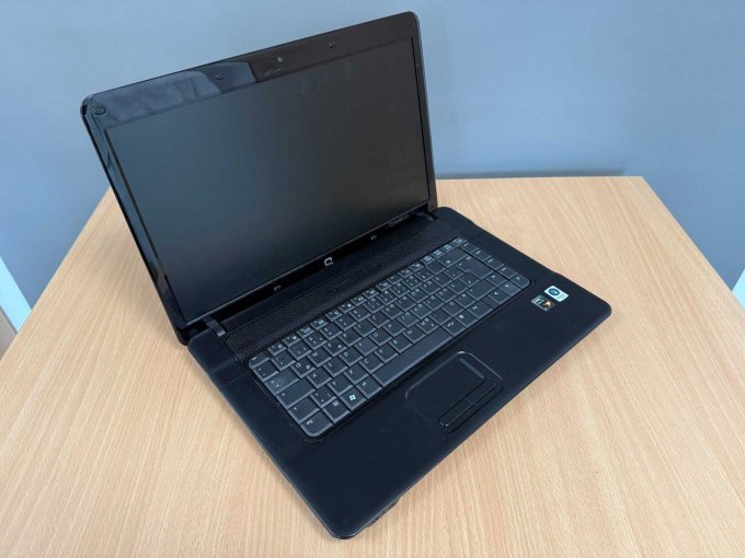 Compaq 615 – NX569EA – 15,6 Zoll (39,6 cm)
Ansicht geöffnet