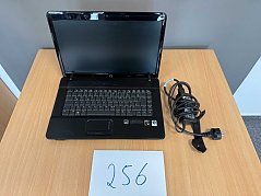 Compaq 615 – NX569EA – 15,6 Zoll (39,6 cm) mit Netzteil