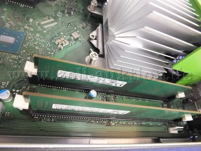 Detailansicht Steckplätze