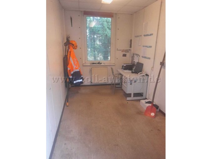 Büro Innen im Container