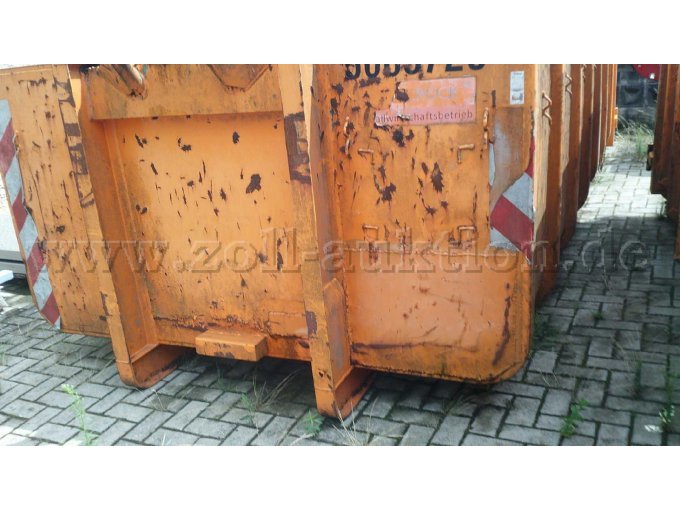 Container mit Mängeln