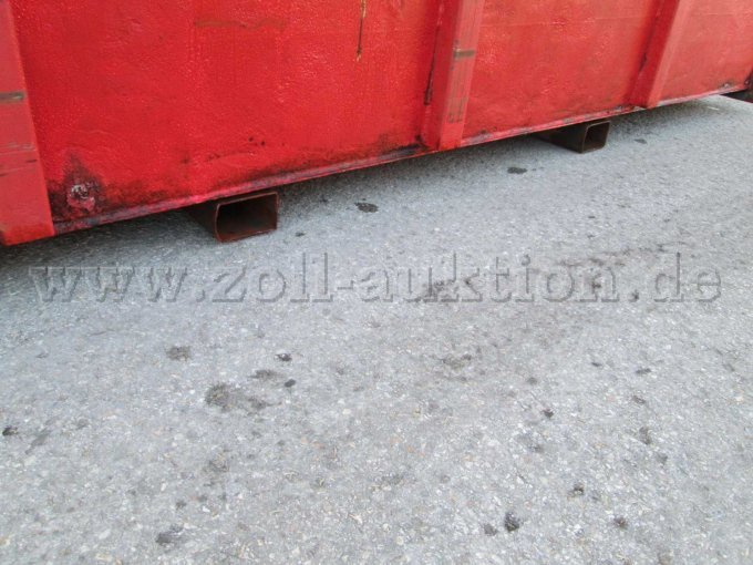 Container Müller-Mitteltal - Laschen für Aufnahme mit Staplergabeln