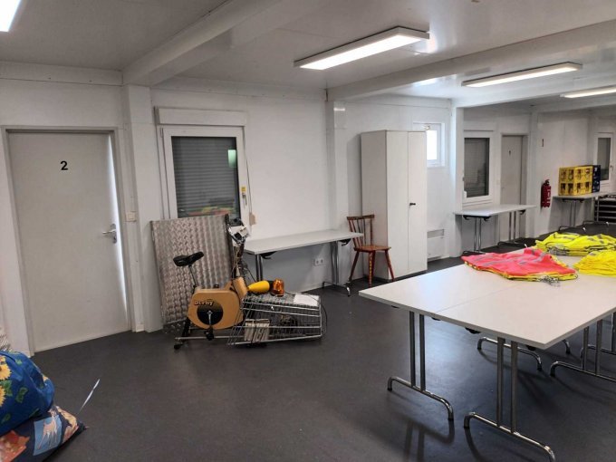 1 containerinstallatie met sanitaircontainer, bedrijf Containex, Wenen – foto 3 – kavel bij Zoll-Auktion, Straubing