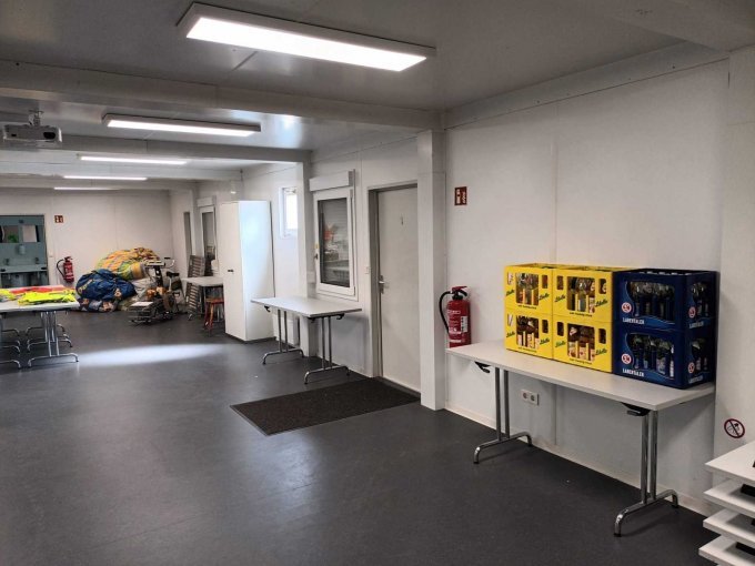 1 containerinstallatie met sanitaircontainer, bedrijf Containex, Wenen – foto 7 – kavel bij Zoll-Auktion, Straubing