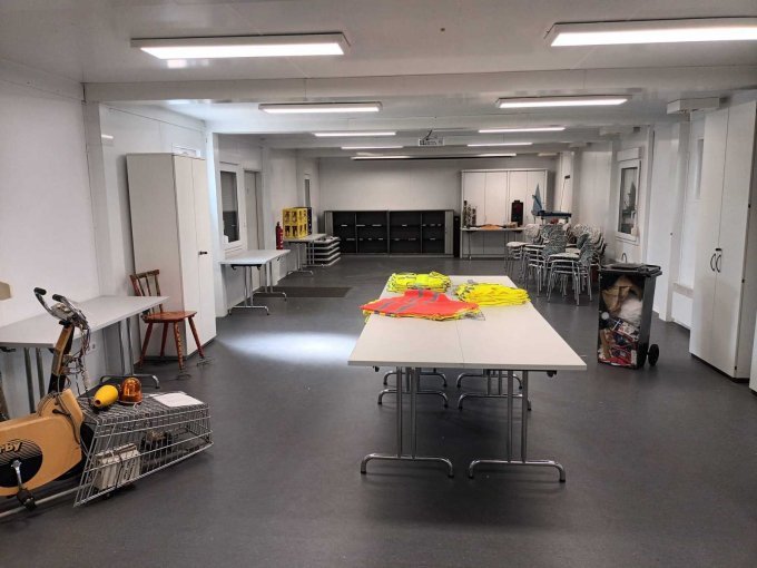 1 containerinstallatie met sanitaircontainer, bedrijf Containex, Wenen – foto 4 – kavel bij Zoll-Auktion, Straubing