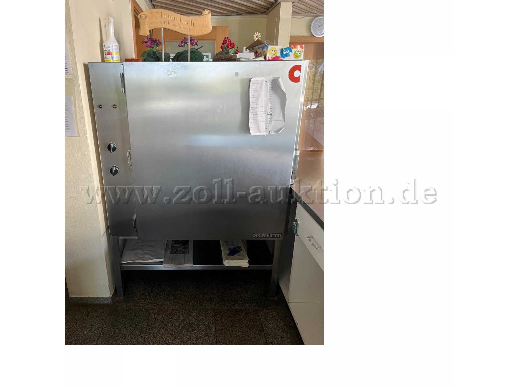 Frontansicht des Warmhalteofens. Zur Auktion steht nur der Ofen selbst ohne Dekoration oder andere im Bild enthaltene Gegenstände.