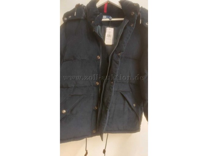 Ansicht Reisverschluss unter den Druckknöpfen