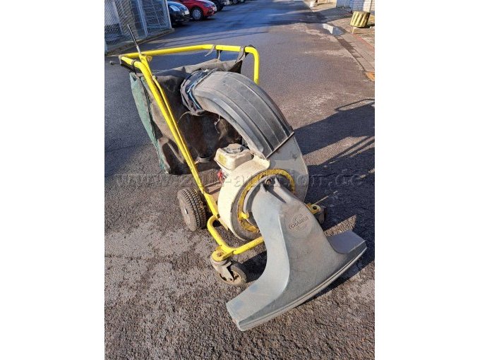 Ansicht von vorne links