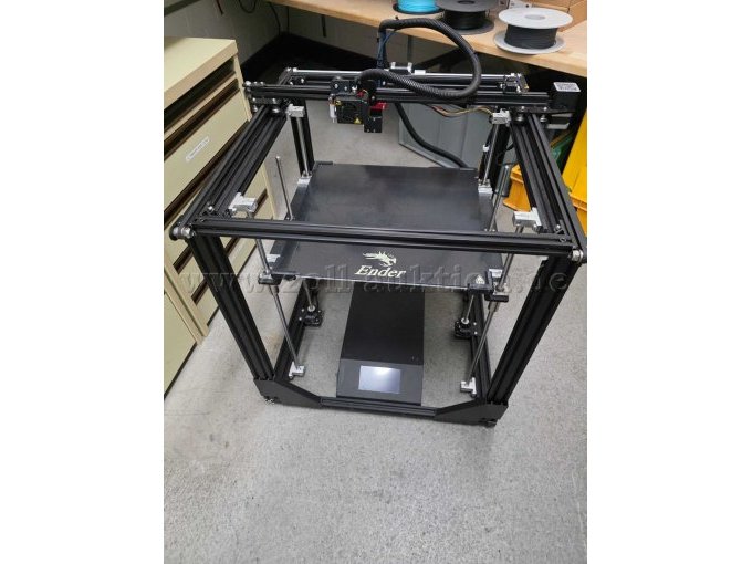 Frontansicht 3 D Drucker