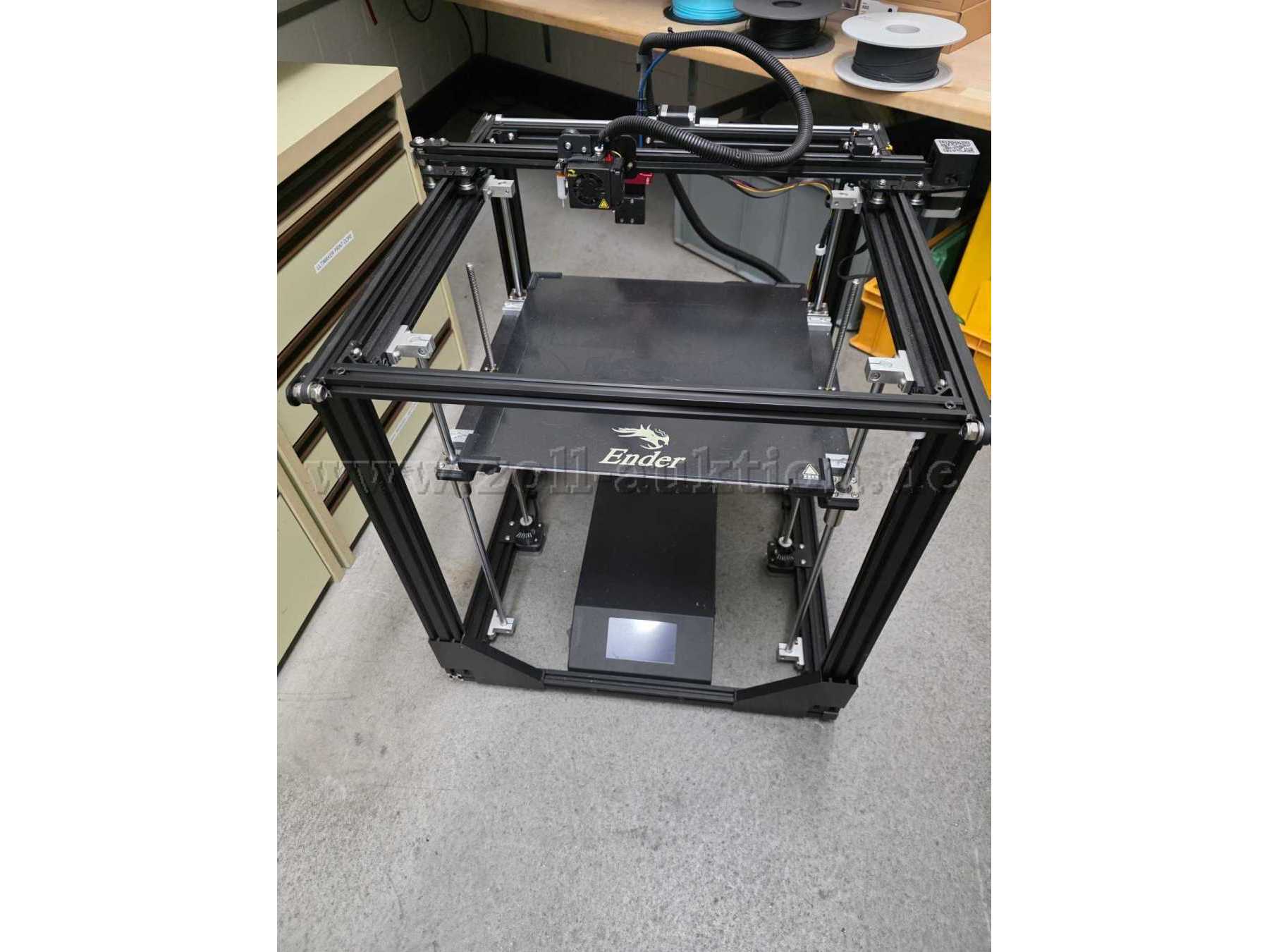 Frontansicht 3 D Drucker