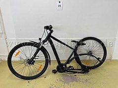 Mountainbike von Bulls, links