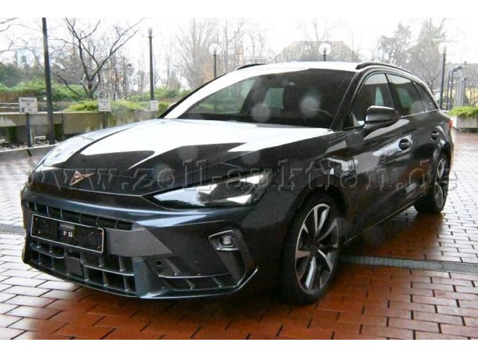 Außenansicht vorne links