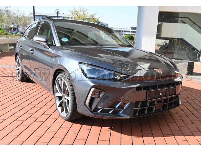 Außenansicht vorne rechts