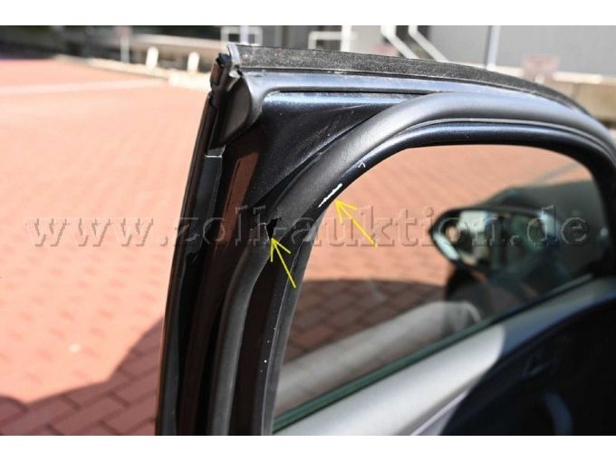 Türdichtung Fahrertür eingerissen und Türrahmen Fahrertür verschürft