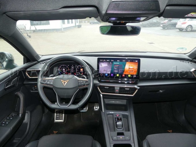 Innenansicht Instrumententafel