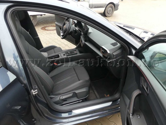 Innenansicht vorn rechts