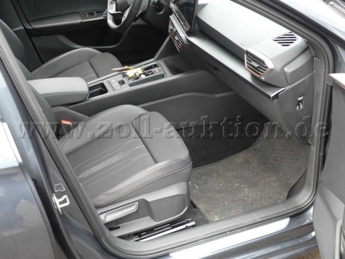 Innenraum vorn rechts