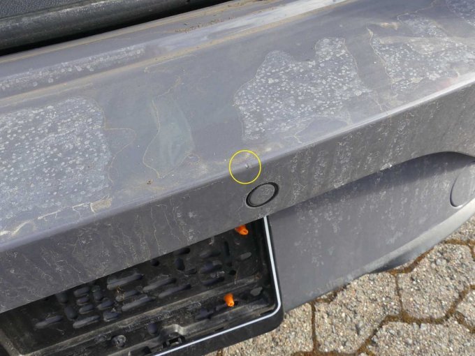 Schaden Stoßfänger hinten